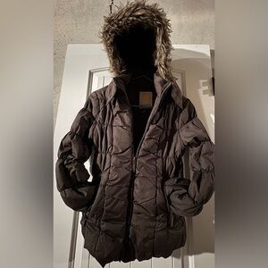 WOMENS/JUNIORS/SM.-“Dollhouse” 
Brown Puffer Jacket w/Faux Fur Lined Hood